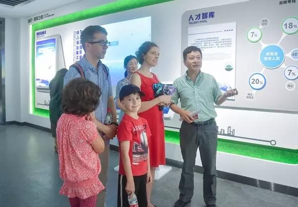 1543200920973016.jpg 微信圖片_20171027093039-f29c9ae2-0005-4314-a6b6-4cbafa415e2a.jpg